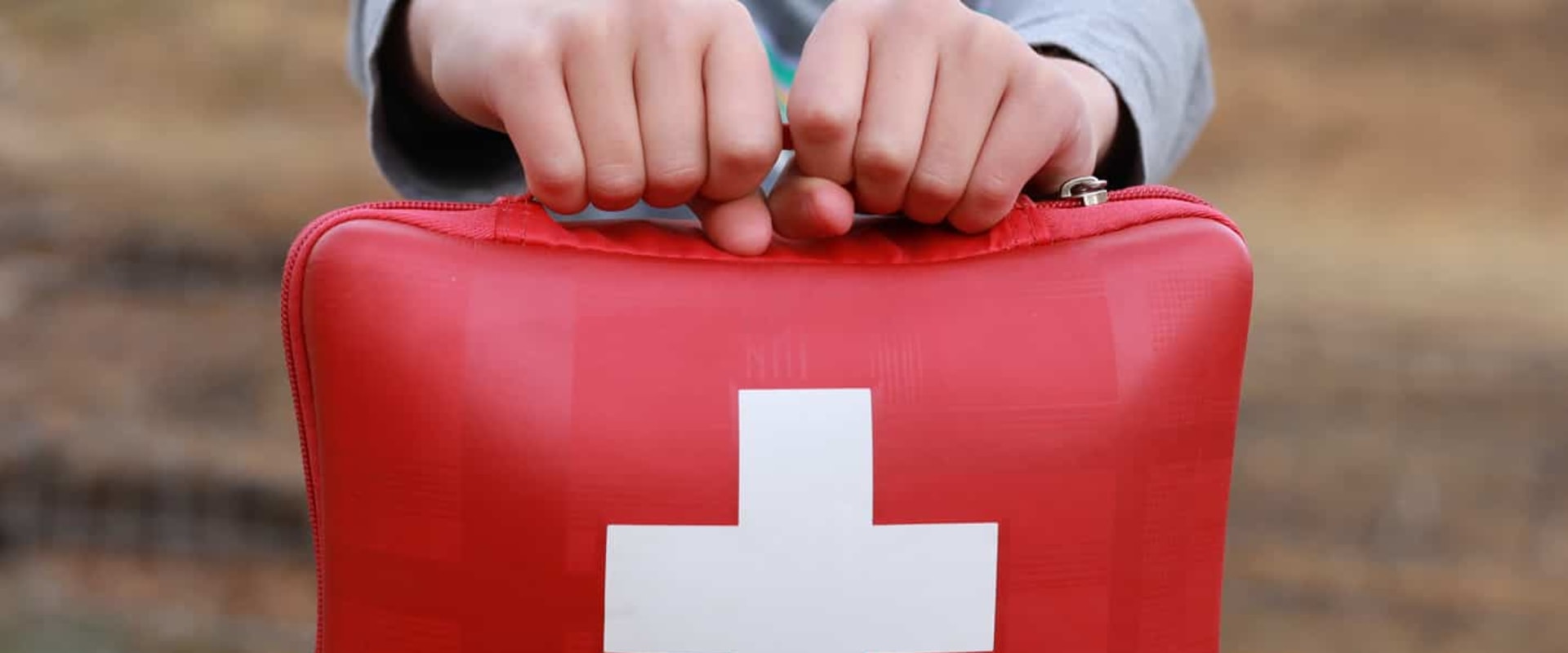 Tour Guide First Aid The Importance of First Aid and Safety for Tour Guides in New York City